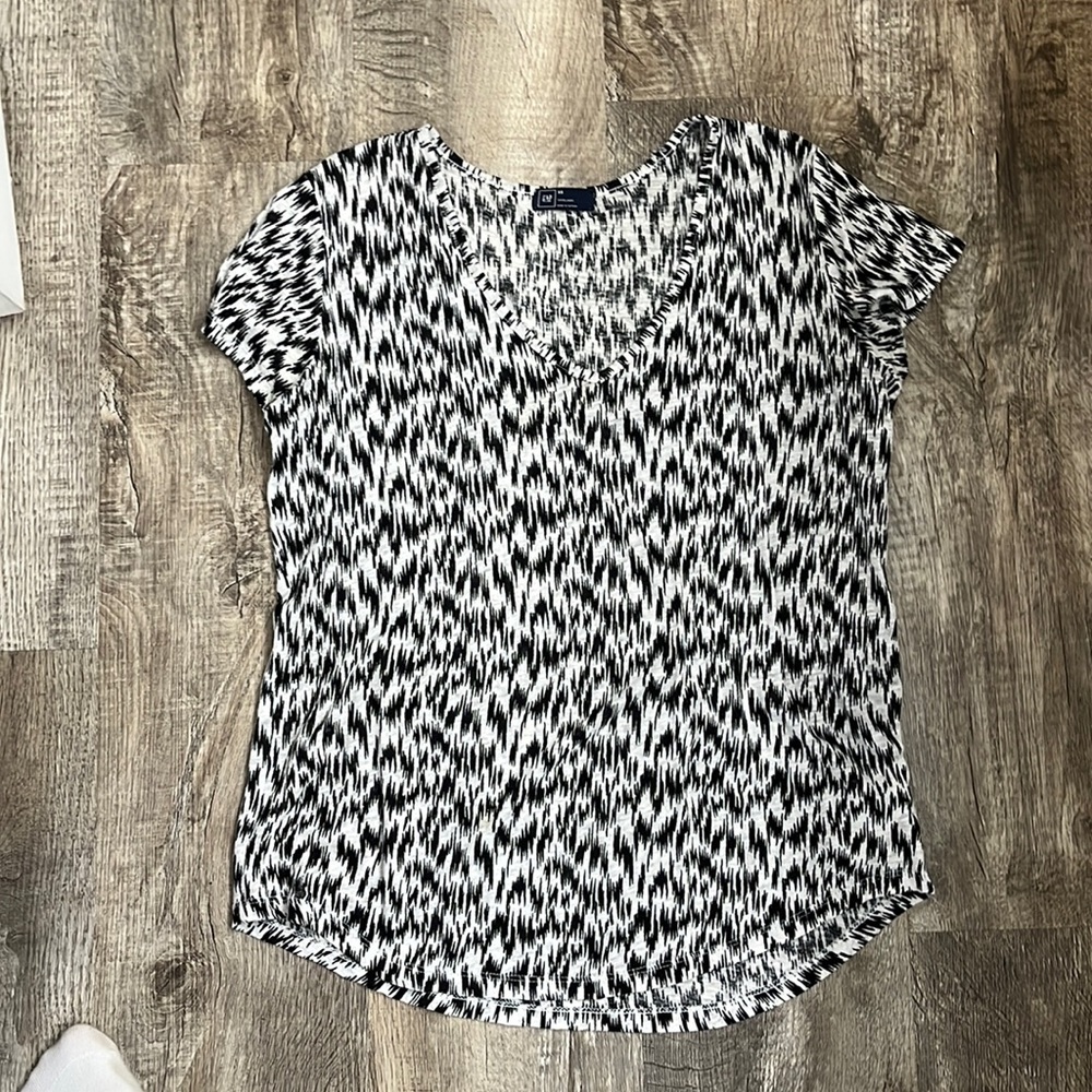Gap 100% linen boxy top